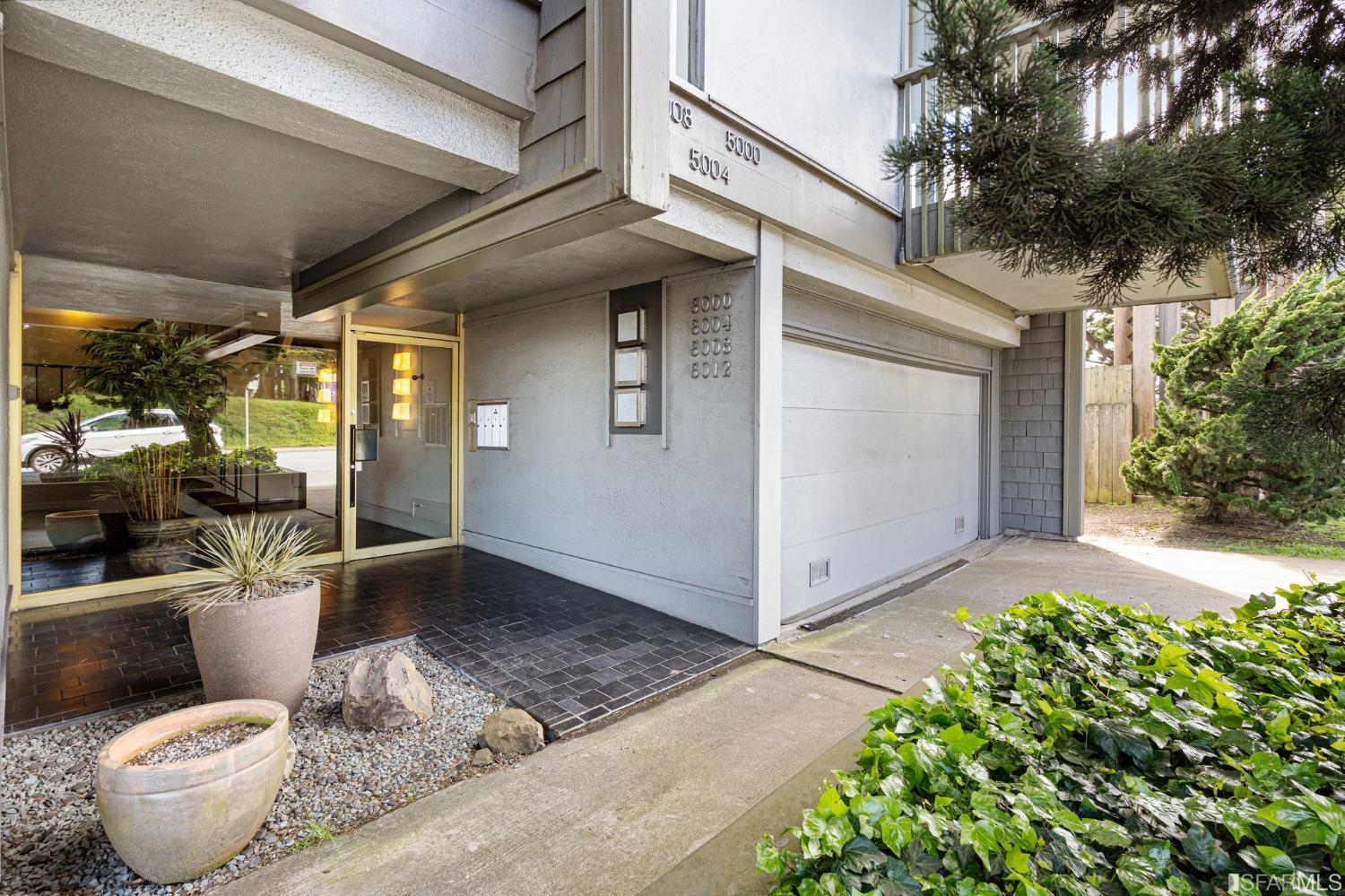 5000 Diamond Heights Boulevard Unit: 1