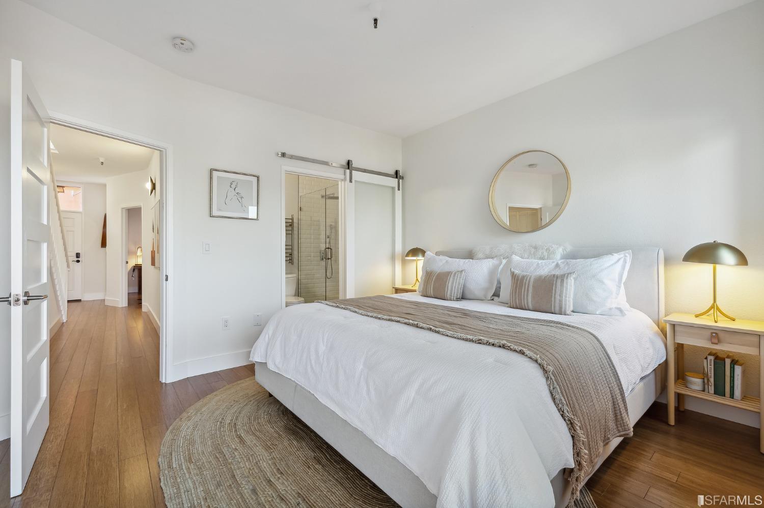 3620 Market Street Unit: 5