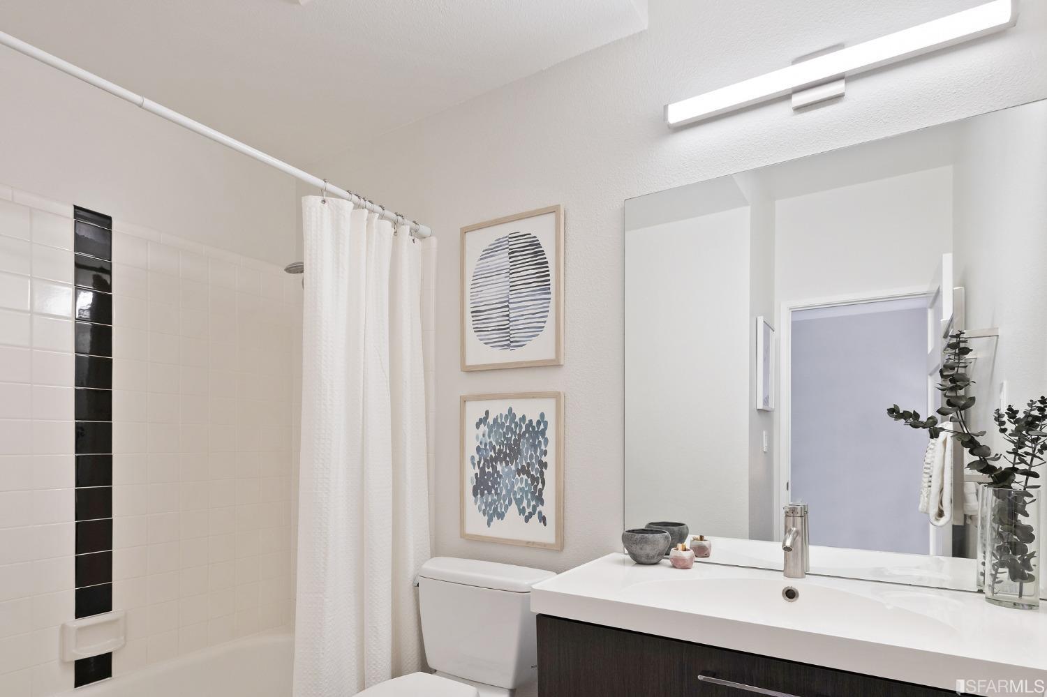 3620 Market Street Unit: 5