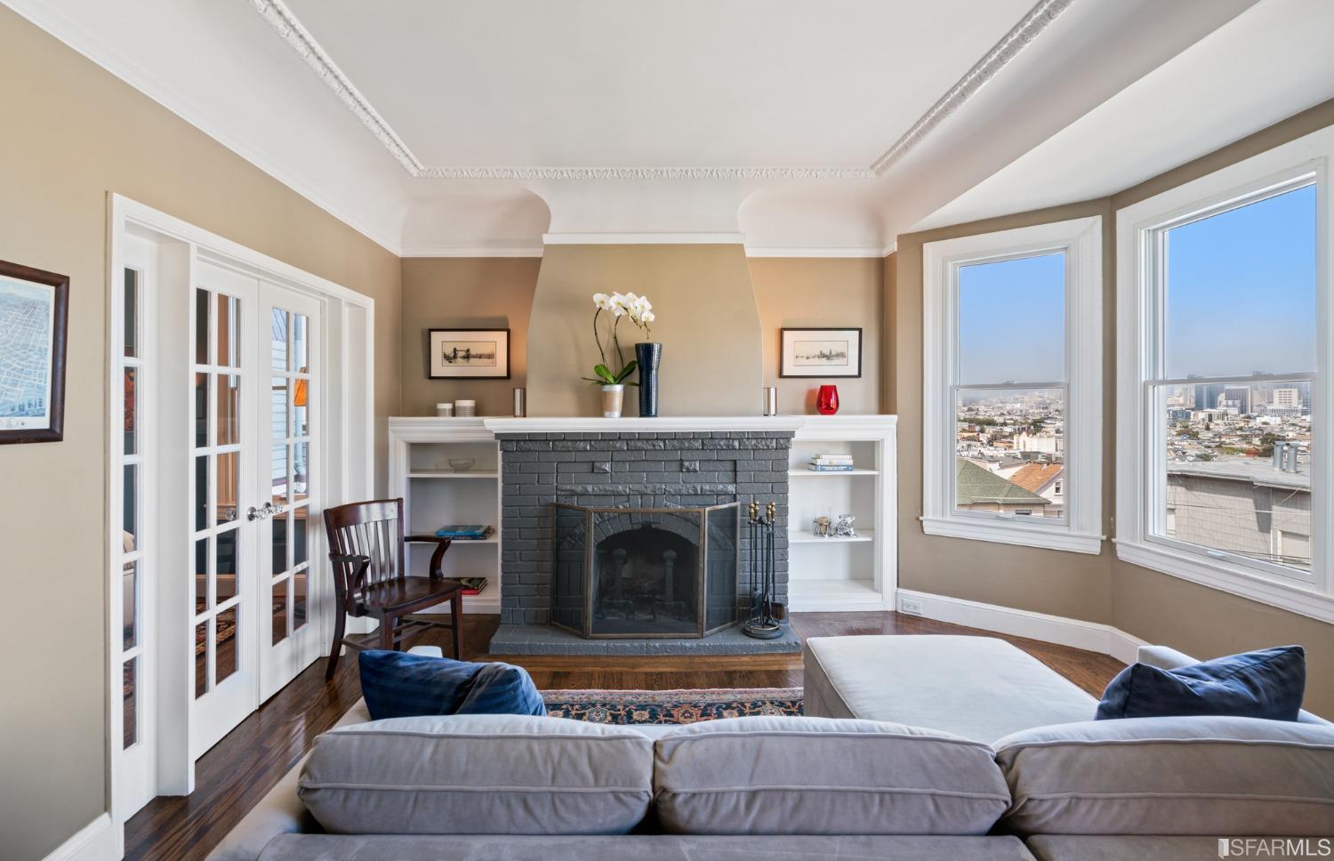 308 Eureka Street Unit: B