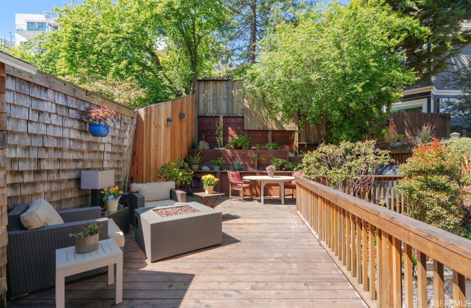 308 Eureka Street Unit: B