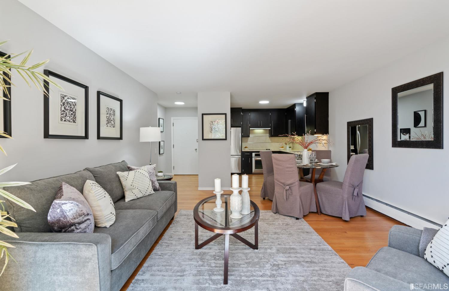 184 Locksley Avenue Unit: 6