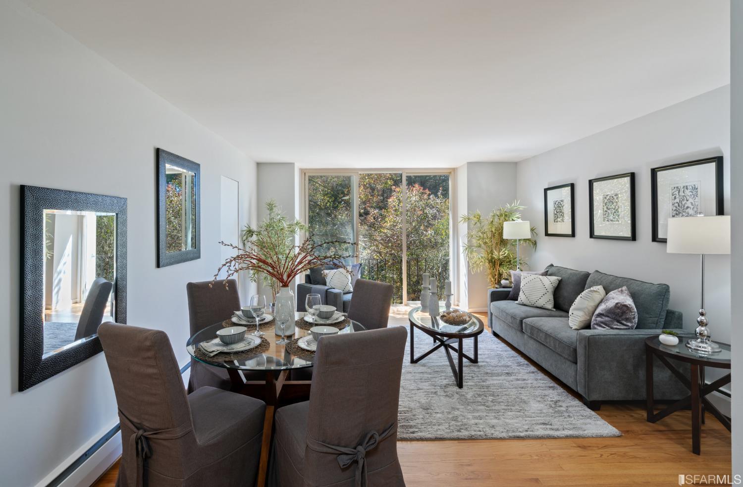 184 Locksley Avenue Unit: 6