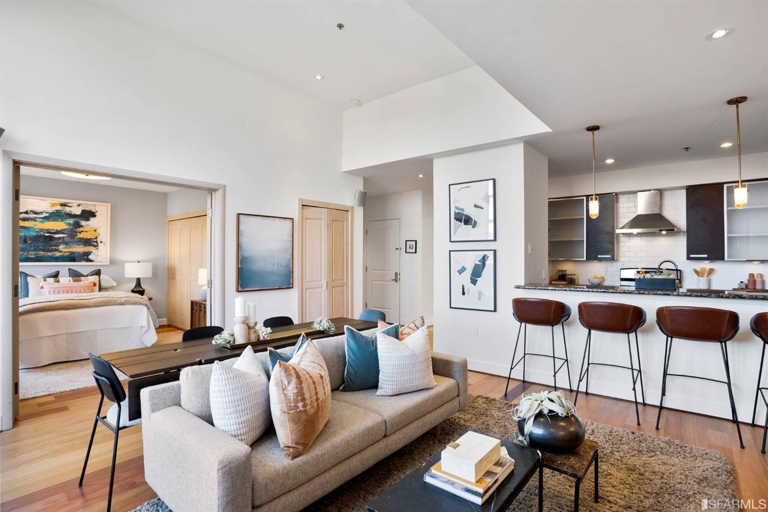 368 Elm Street Unit: 403