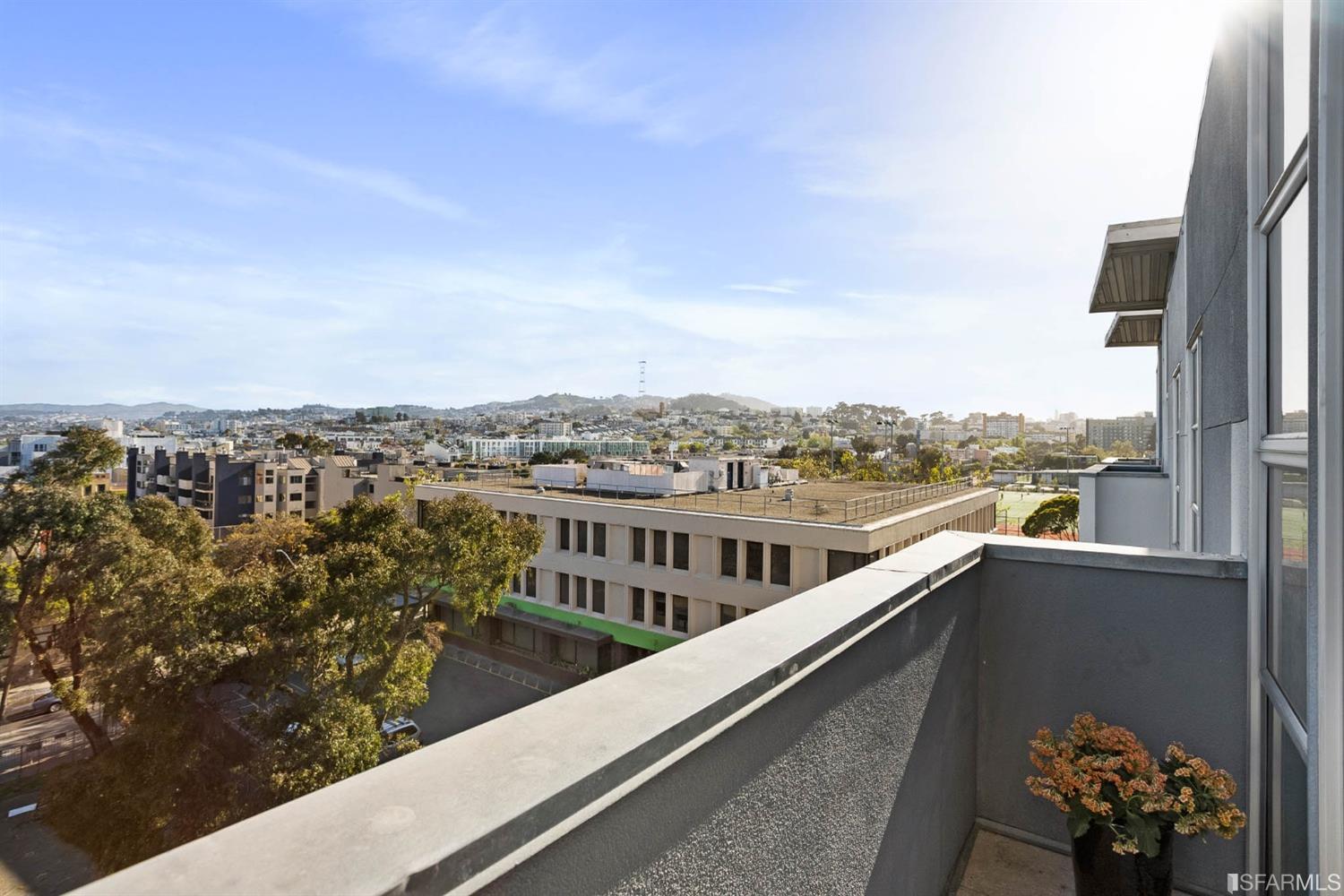 368 Elm Street Unit: 403