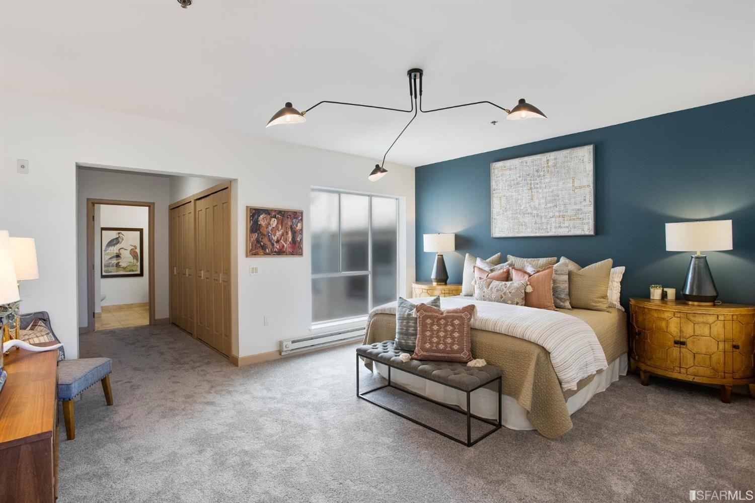 368 Elm Street Unit: 403