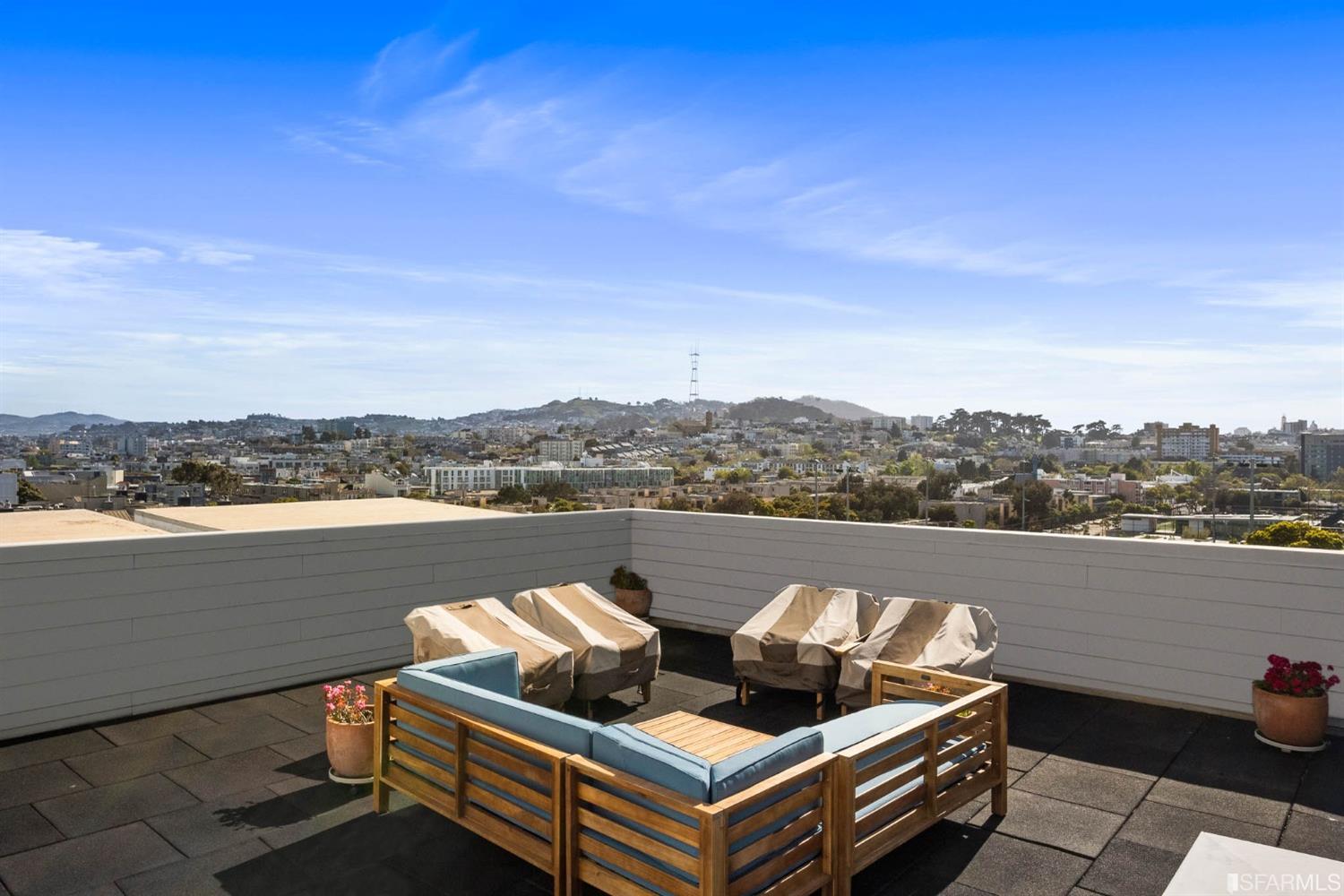 368 Elm Street Unit: 403