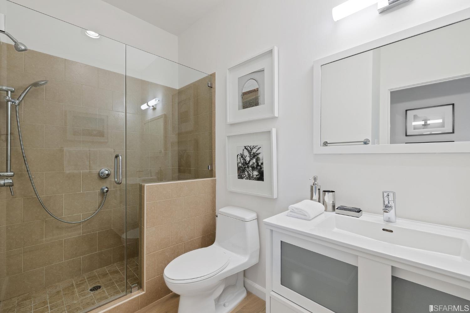 1902 Lyon Street Unit: D