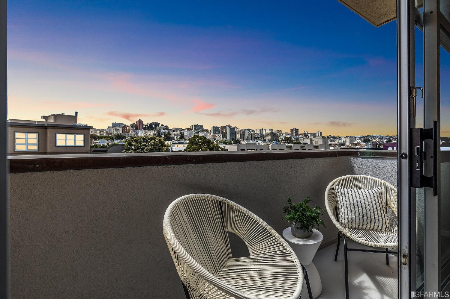 1540 Lombard Street Unit: I