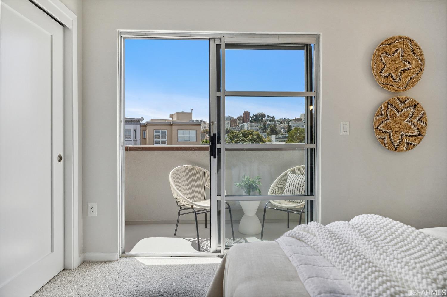 1540 Lombard Street Unit: I