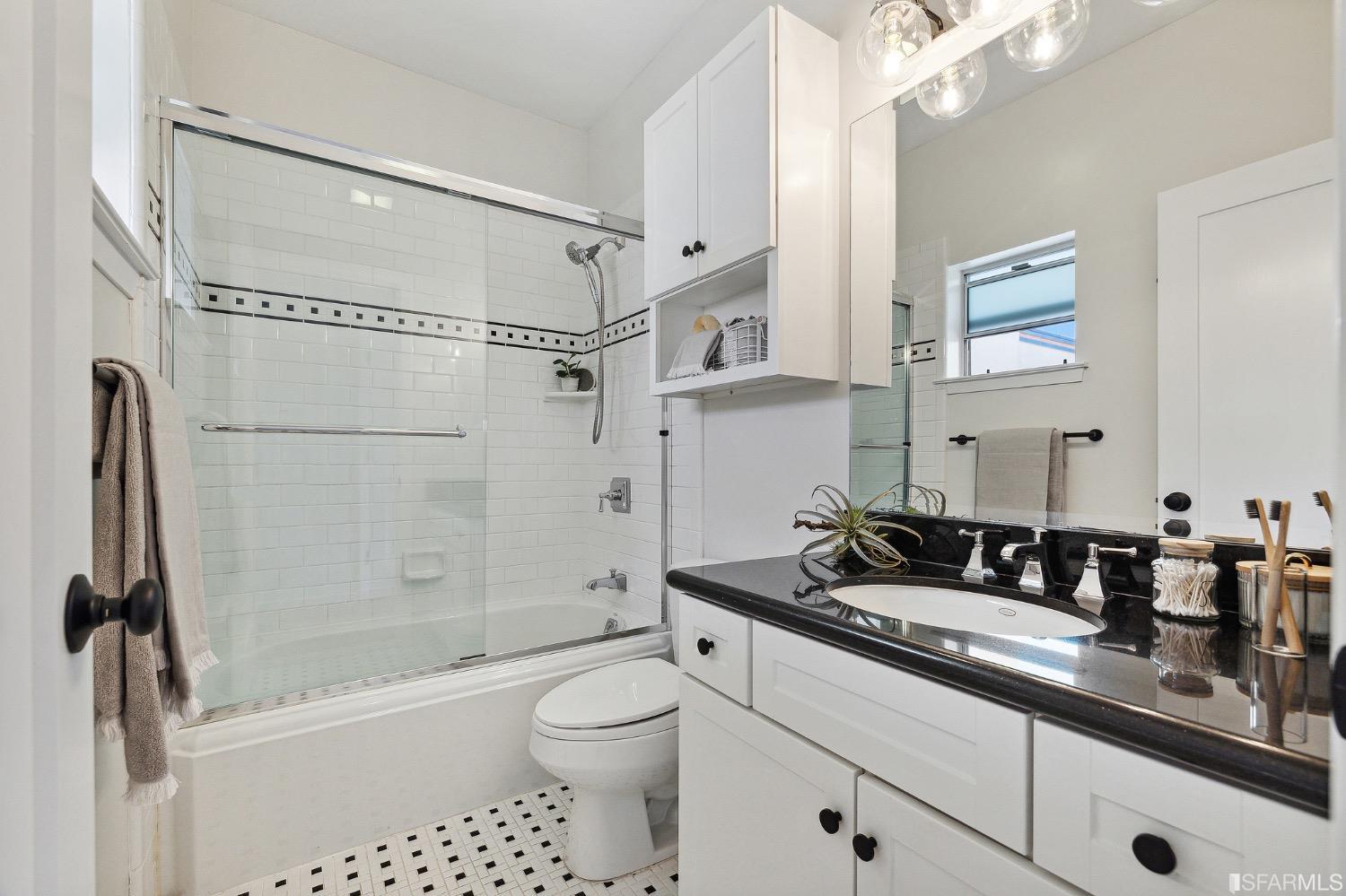 1540 Lombard Street Unit: I