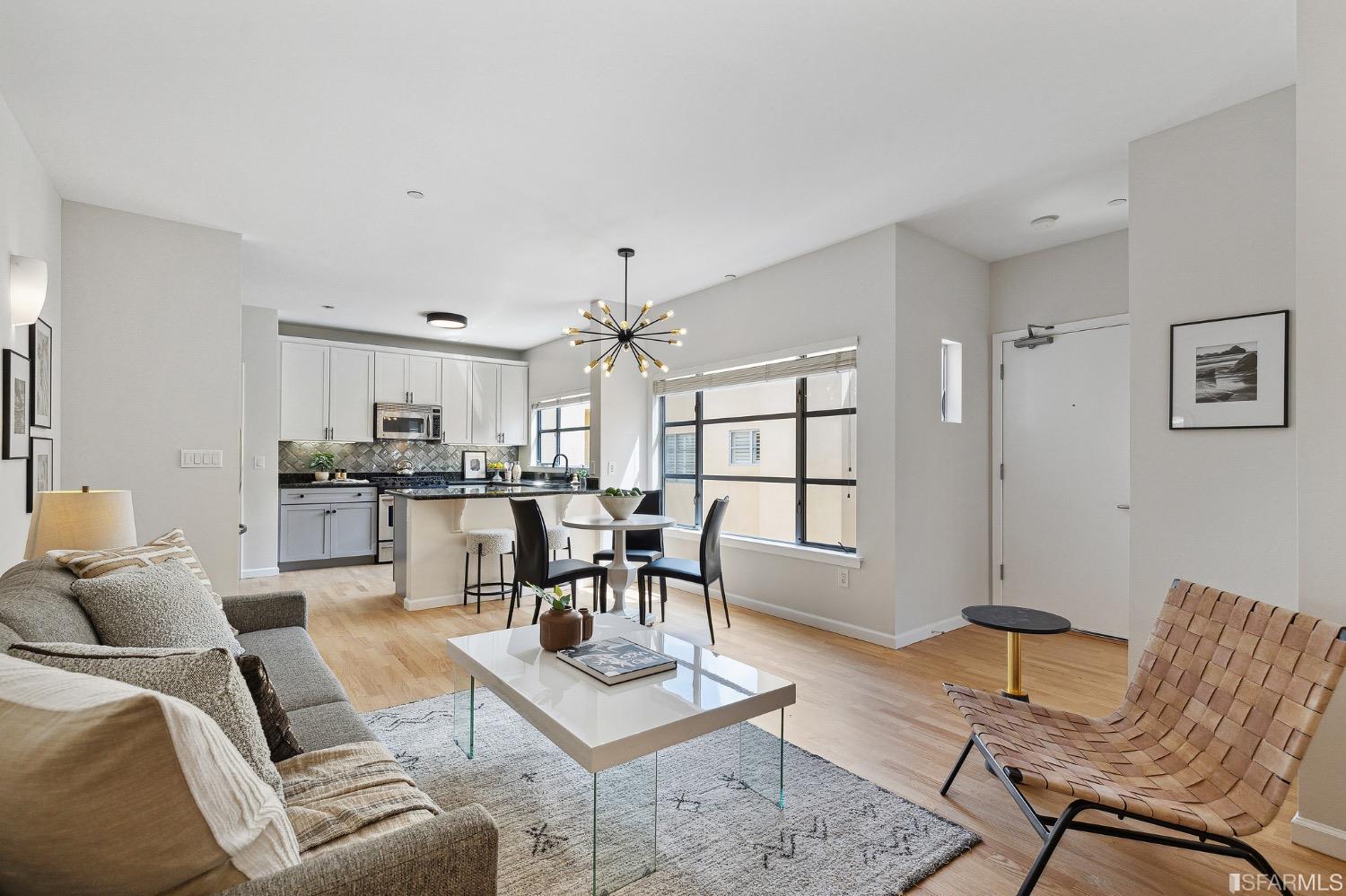 1540 Lombard Street Unit: I