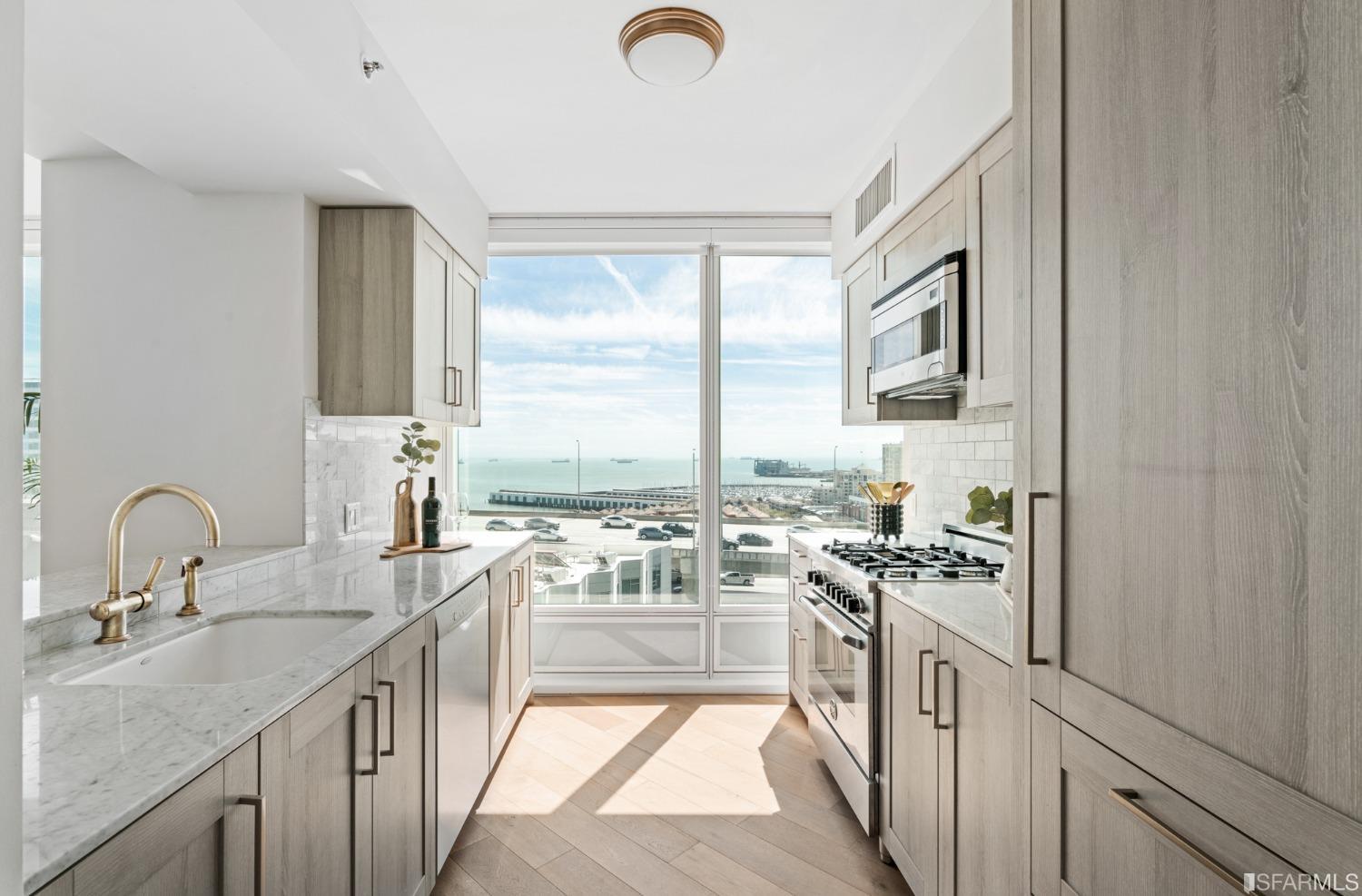 401 Harrison Street Unit: 11F