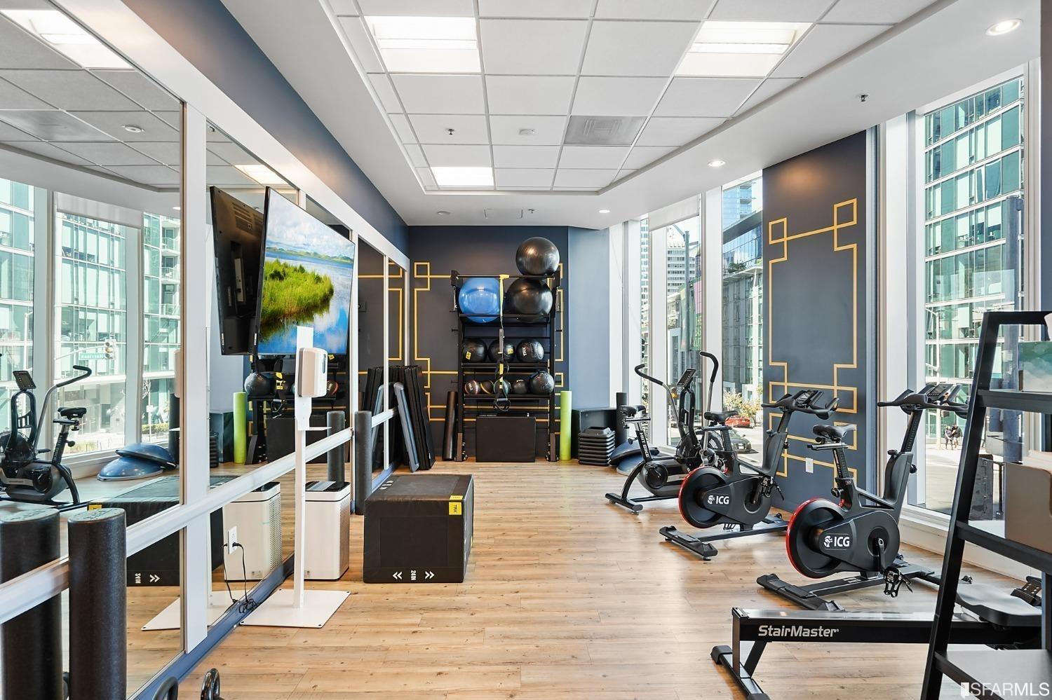 401 Harrison Street Unit: 11F