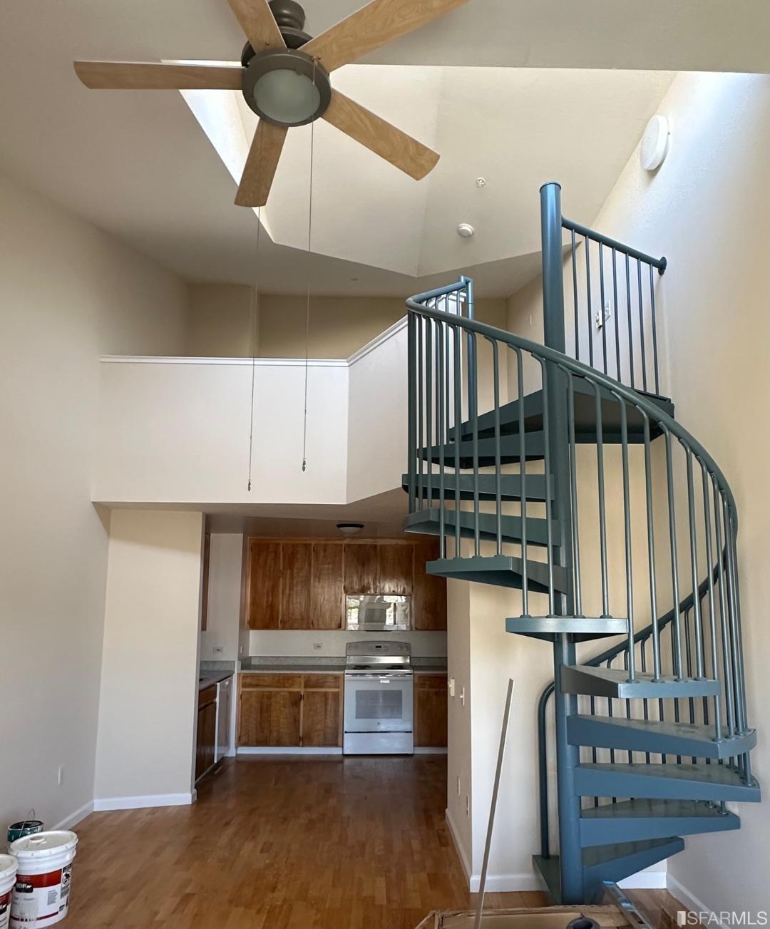 135 Valencia Street Unit: A405