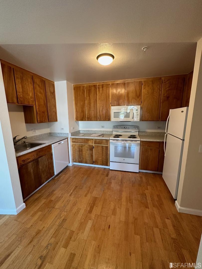 135 Valencia Street Unit: A405