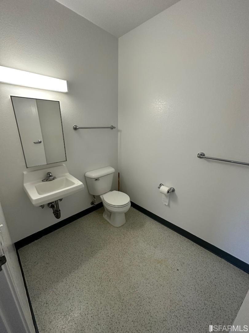 135 Valencia Street Unit: A405