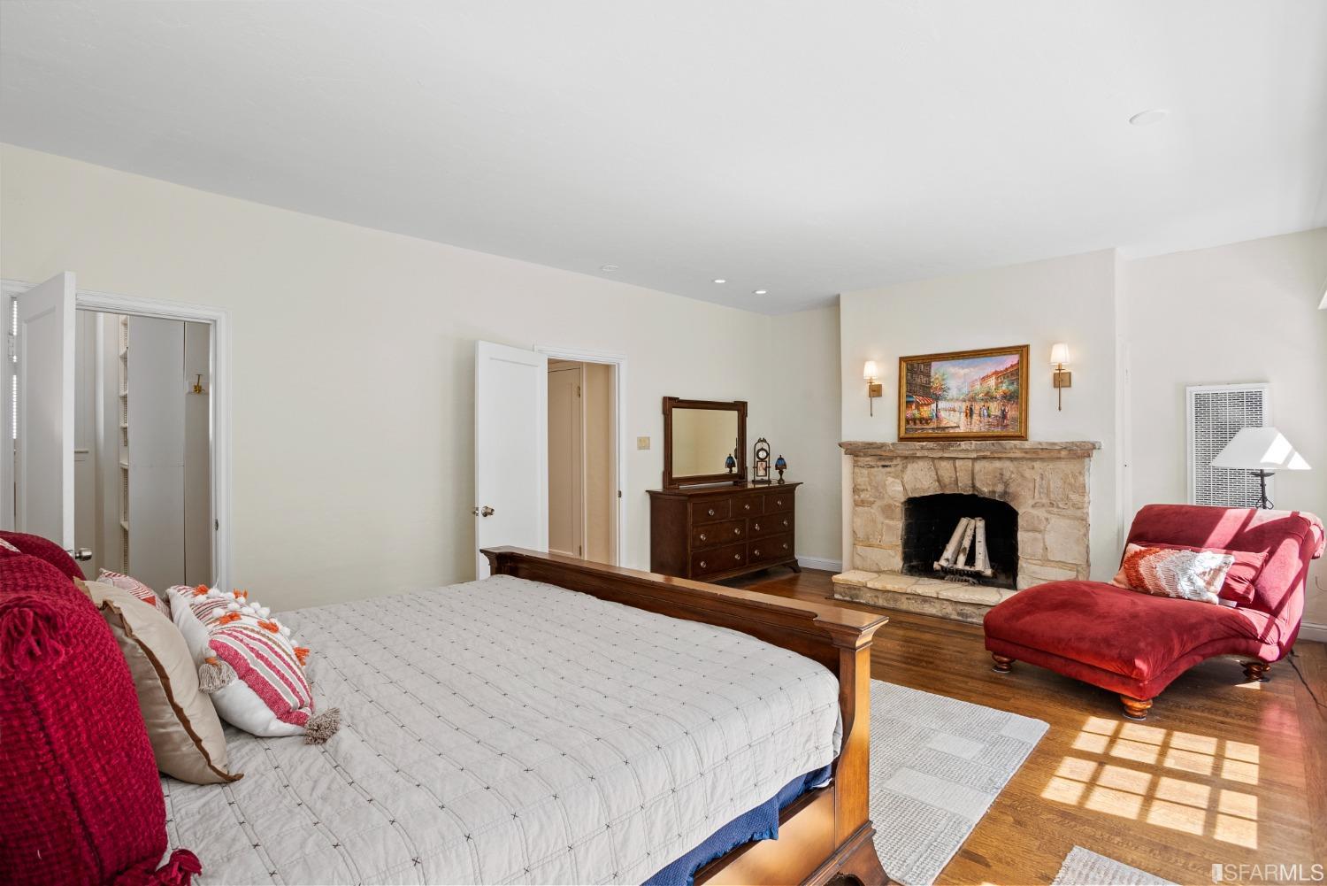 72 Macondray Lane Unit: 4