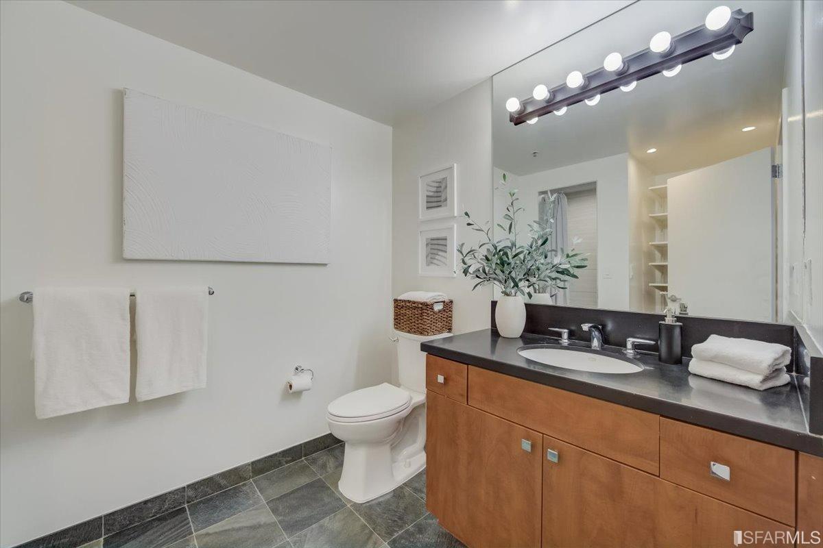 1221 Harrison Street Unit: 20