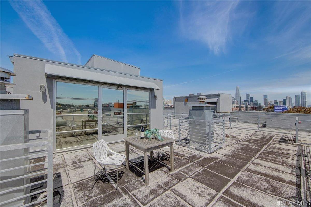 1221 Harrison Street Unit: 20