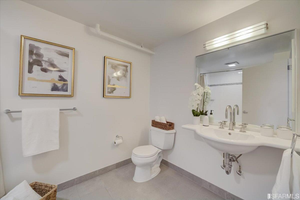 1221 Harrison Street Unit: 20