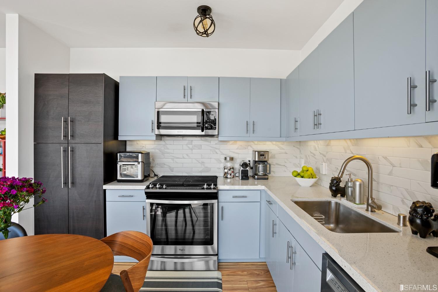 380 14th Street Unit: 503