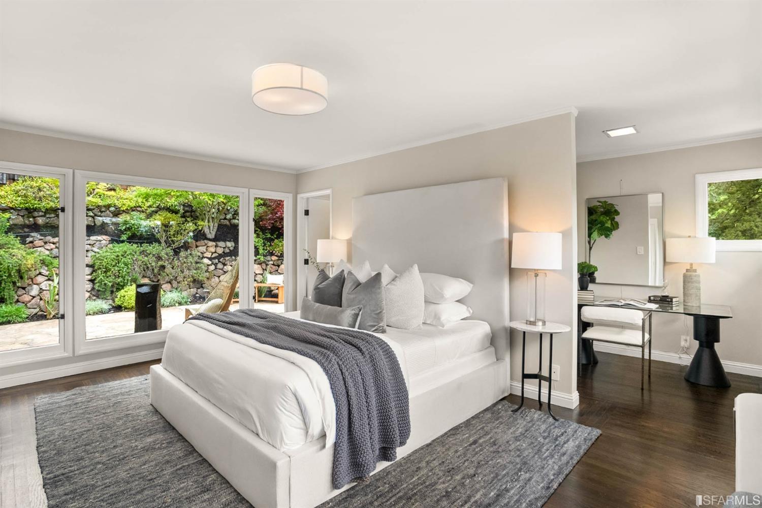 2616 Beaconsfield Place