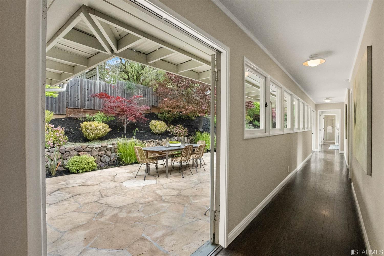 2616 Beaconsfield Place