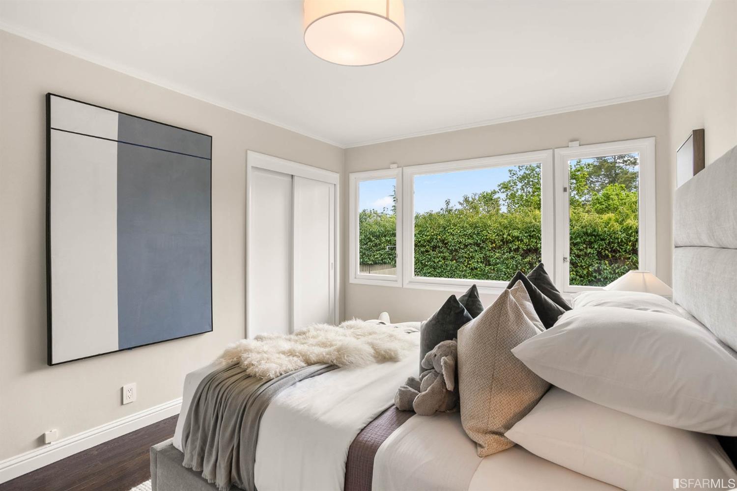 2616 Beaconsfield Place