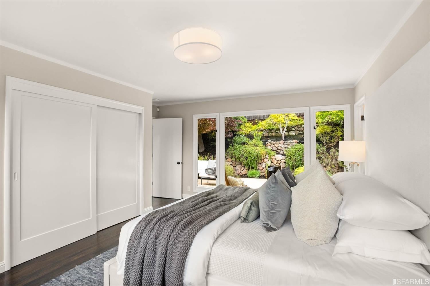 2616 Beaconsfield Place