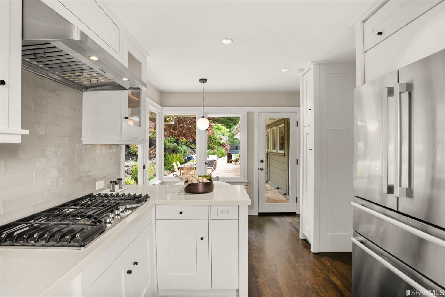 2616 Beaconsfield Place