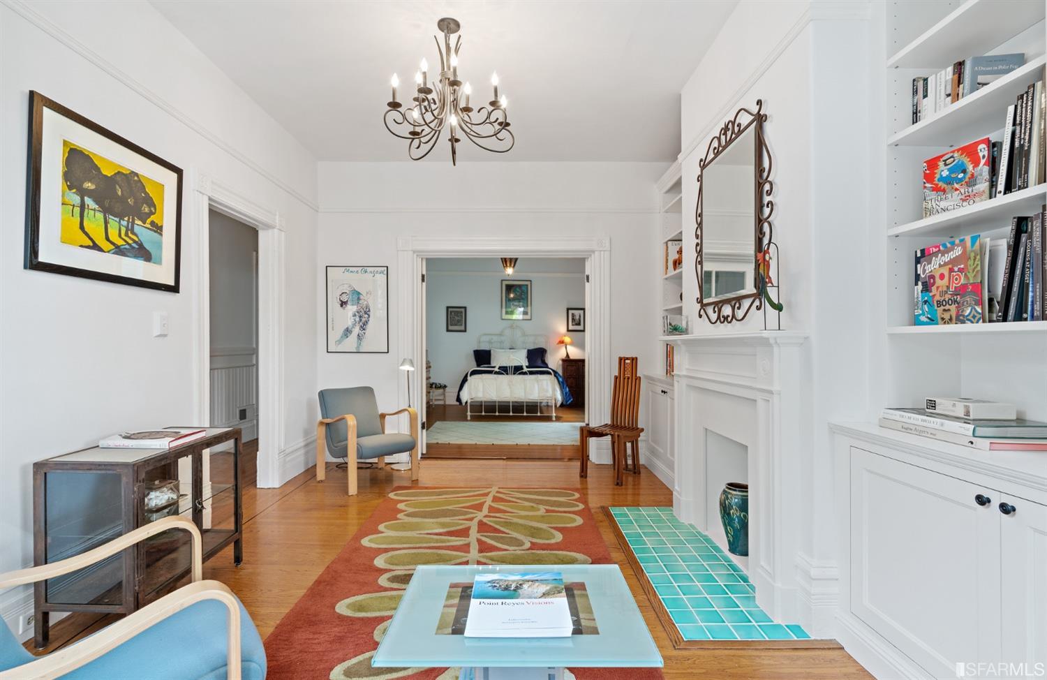 664 Elizabeth Street