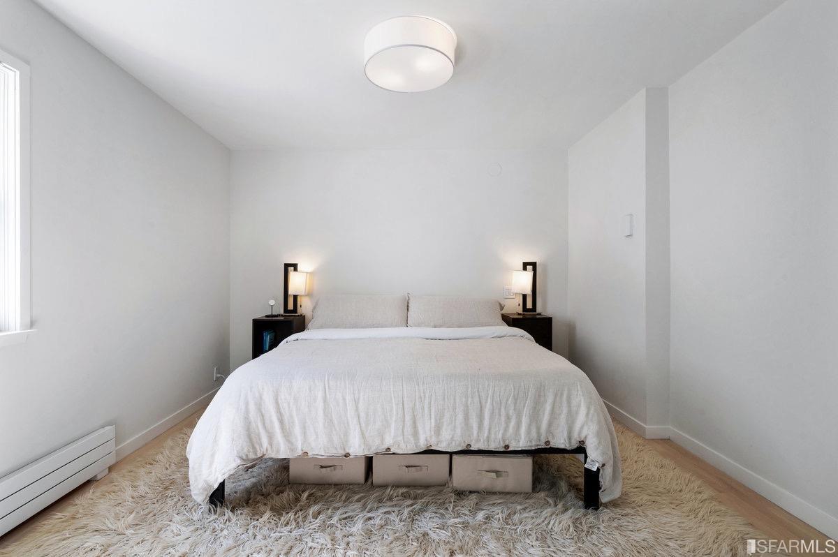 230 Grattan Street Unit: 3