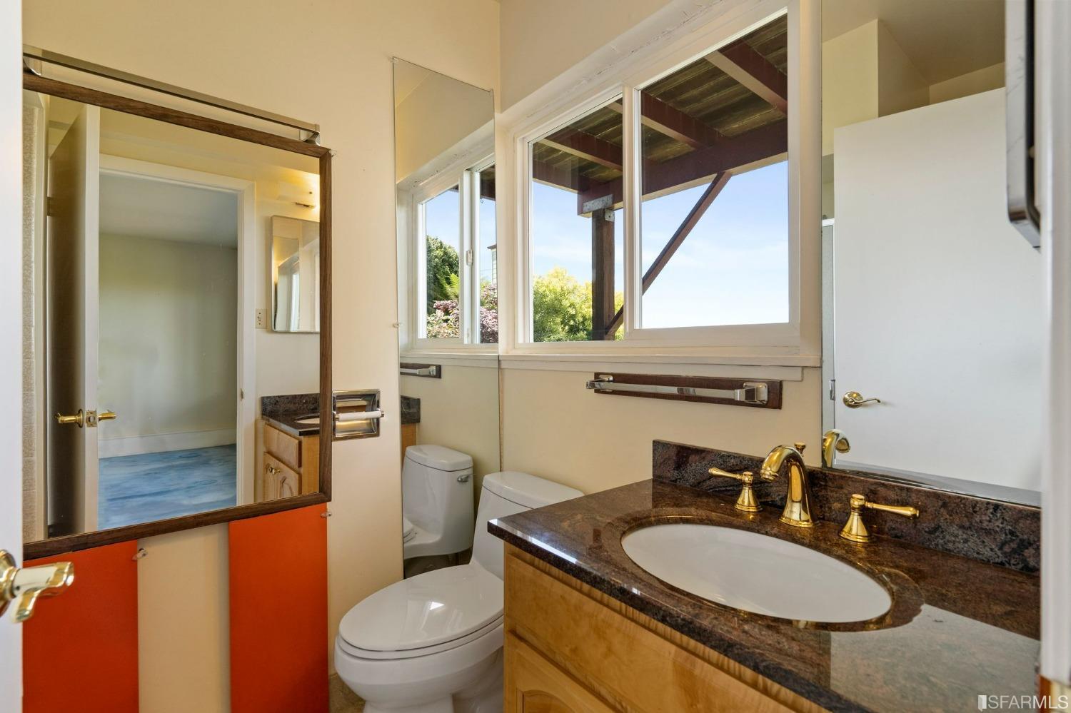 1243 Douglass Street