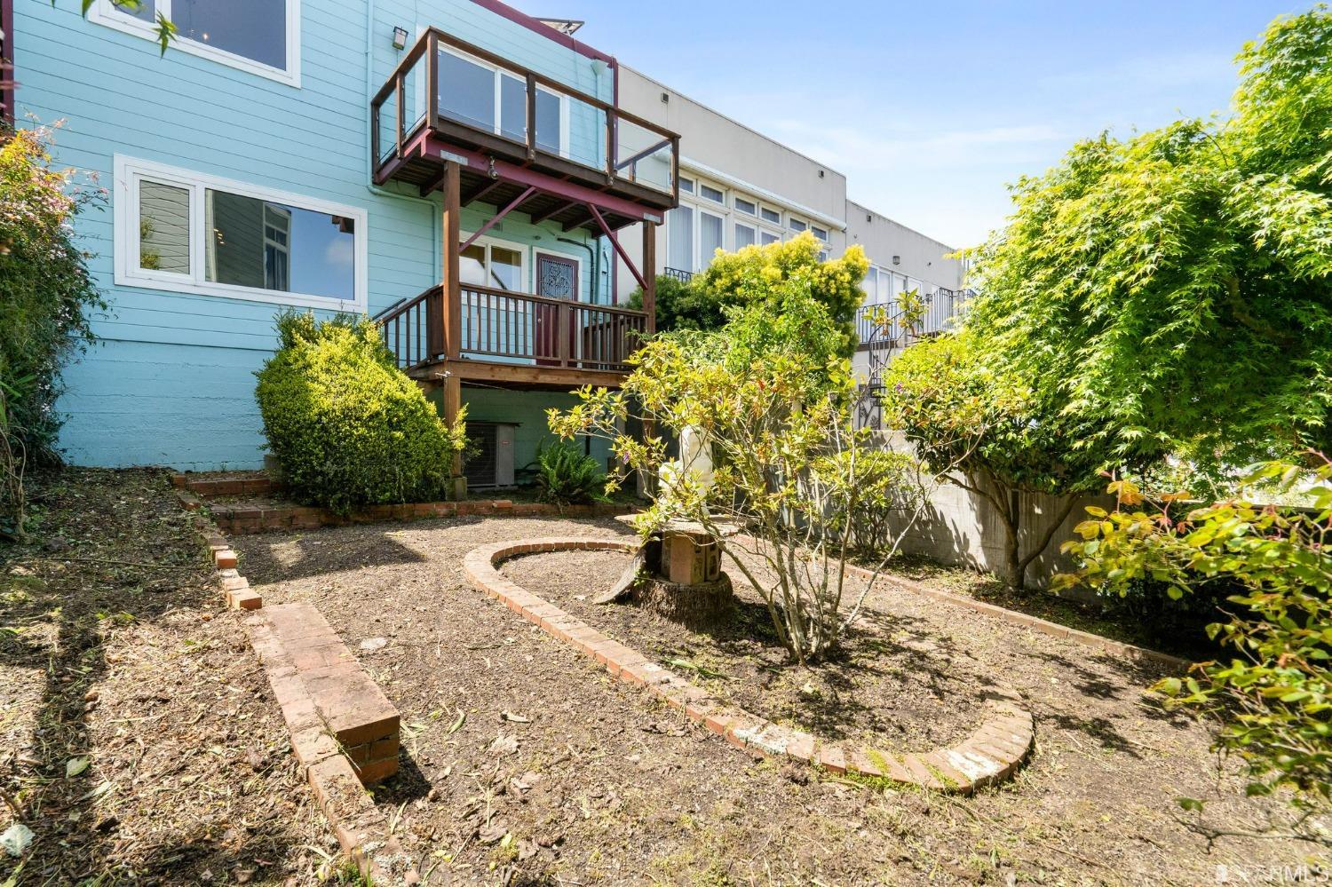 1243 Douglass Street