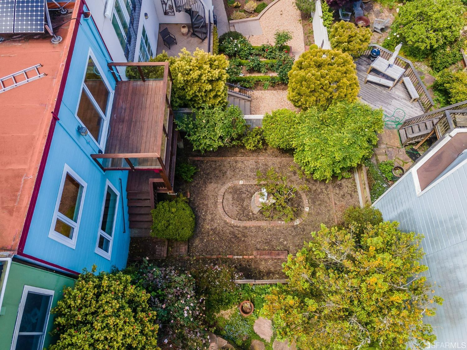 1243 Douglass Street