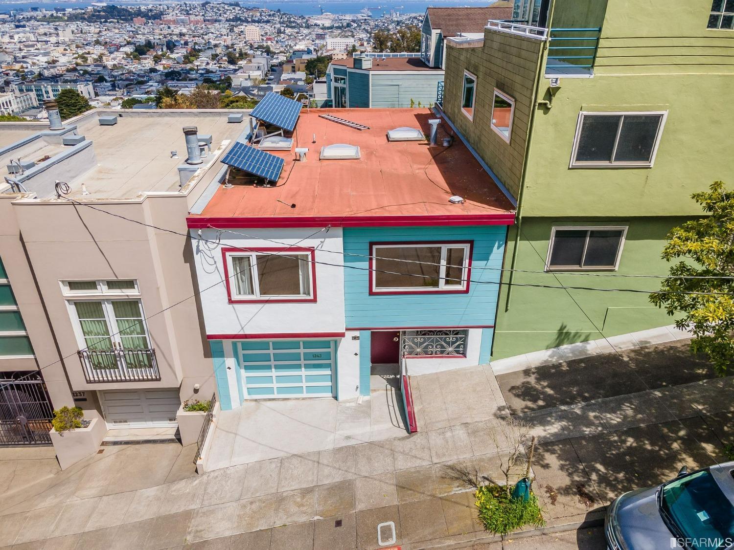 1243 Douglass Street