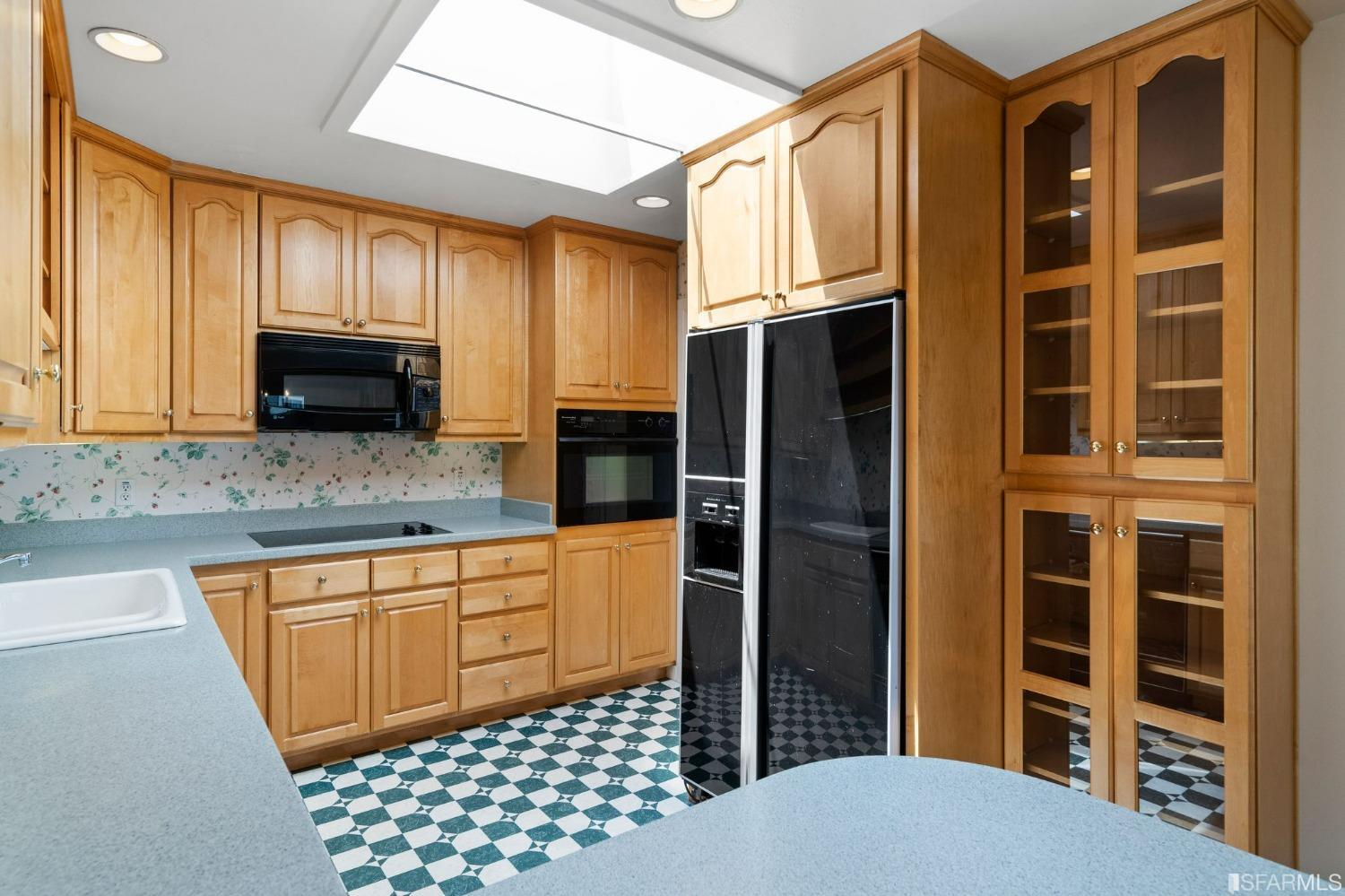 1243 Douglass Street