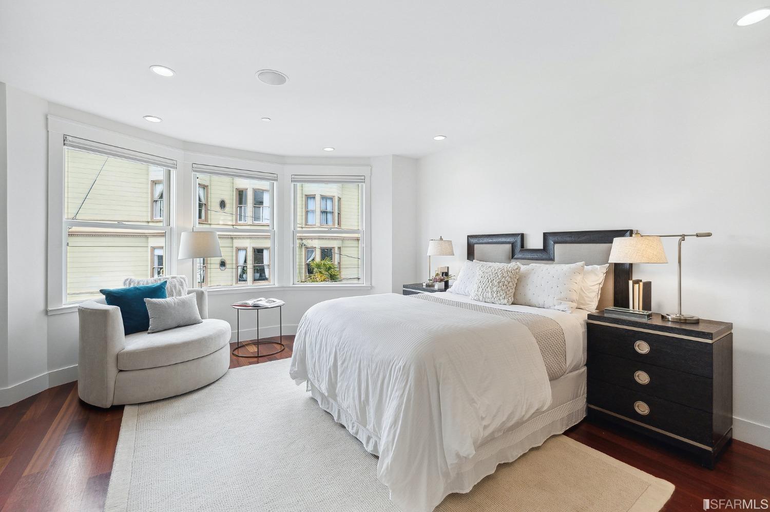 2405 Folsom Street Unit: 5