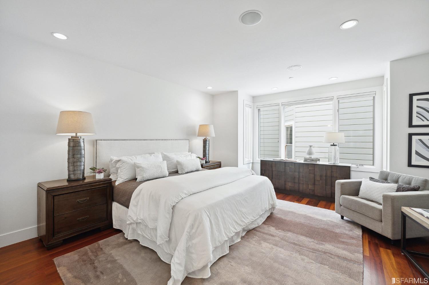 2405 Folsom Street Unit: 5