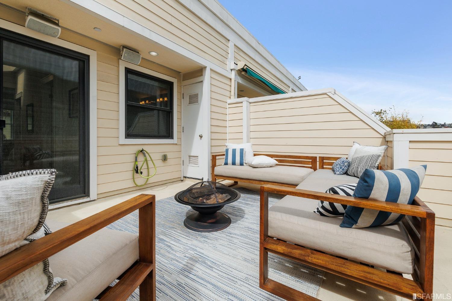 2405 Folsom Street Unit: 5