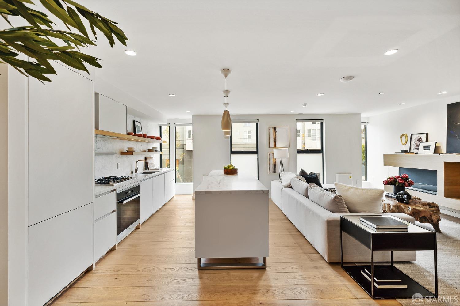 3310 Mission Street Unit: 3