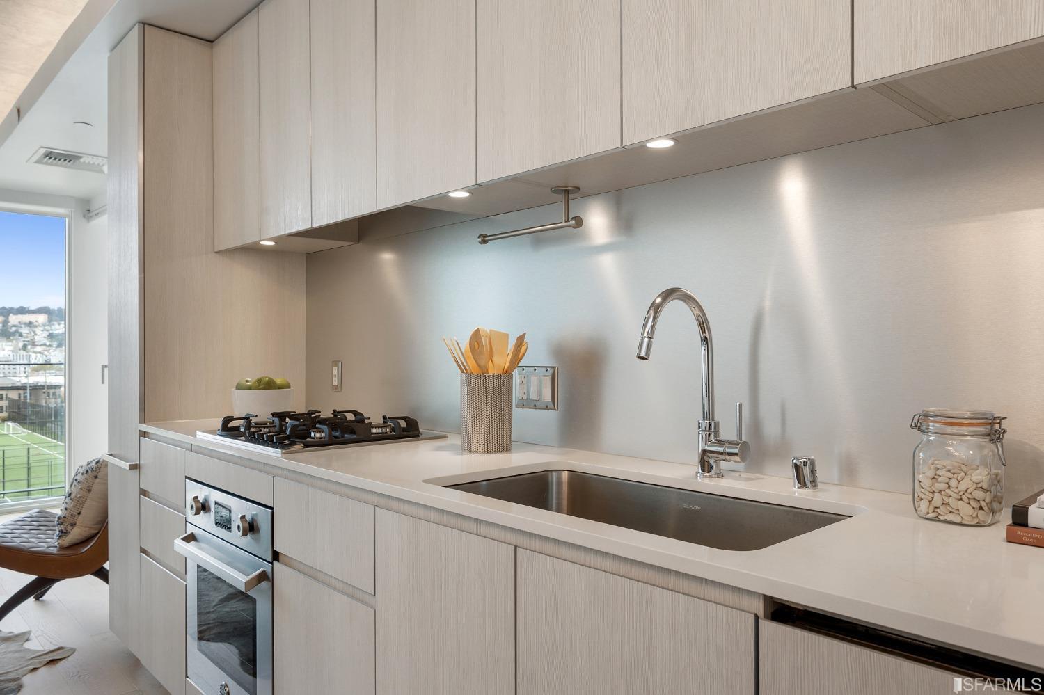 338 Potrero Avenue Unit: 803