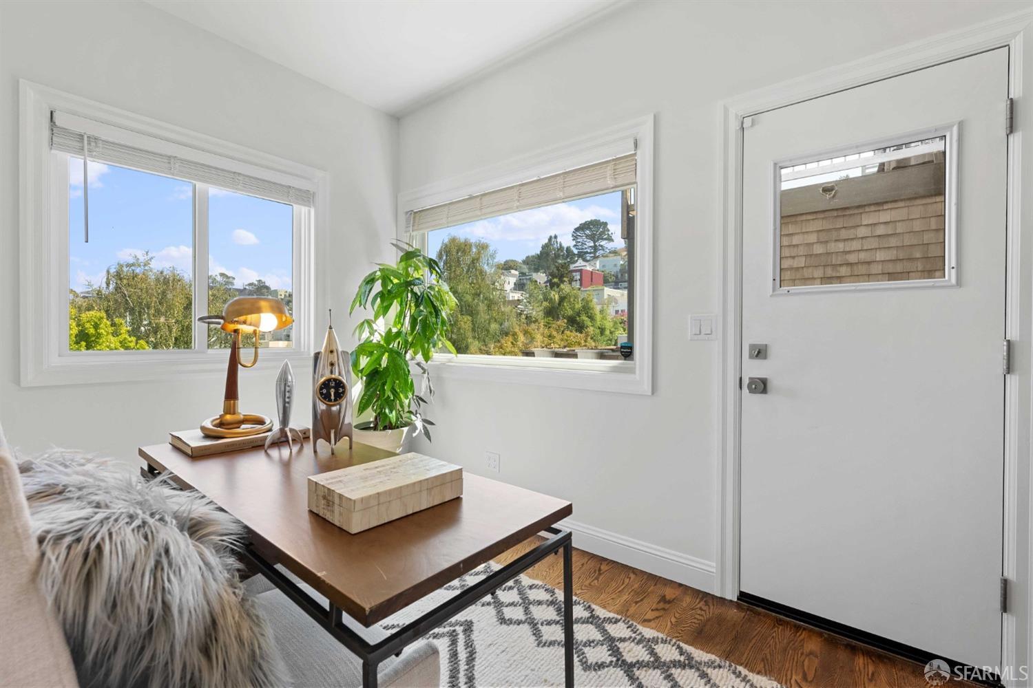 3283 Folsom Street