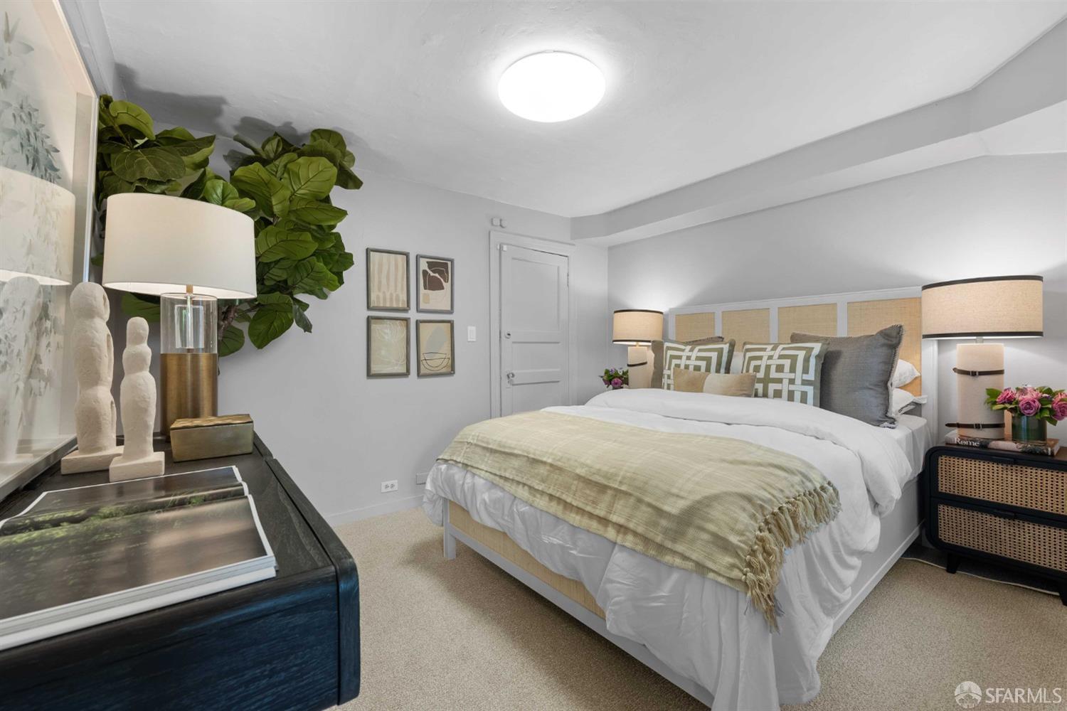 3283 Folsom Street