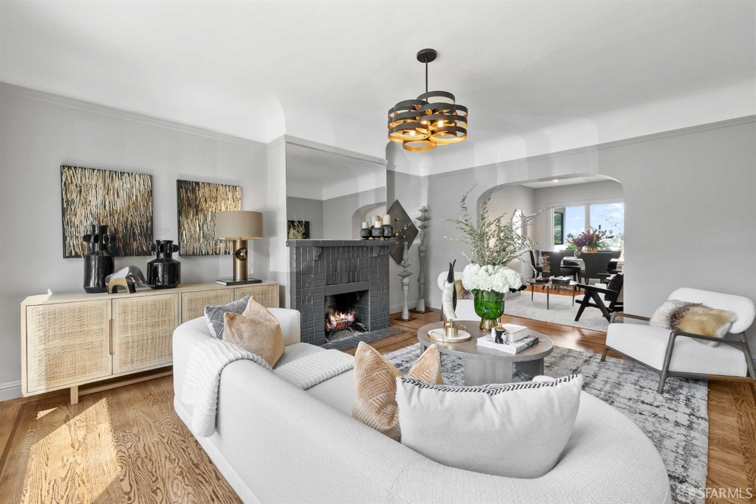 3283 Folsom Street