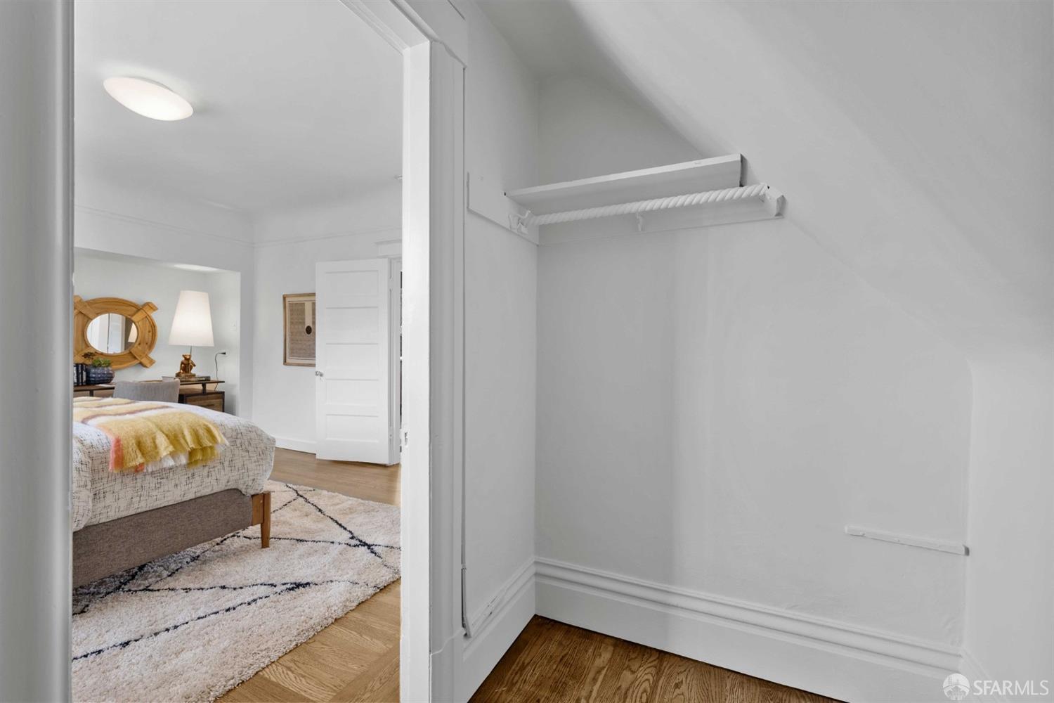 3283 Folsom Street