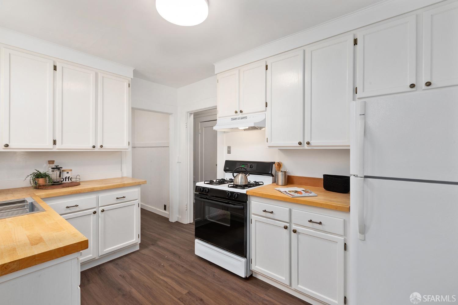 123 Parnassus Avenue