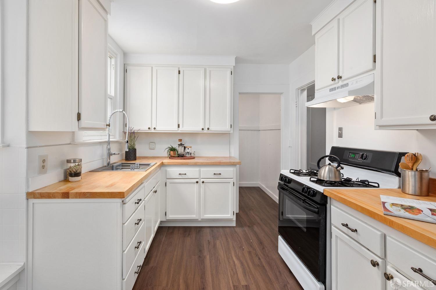 123 Parnassus Avenue