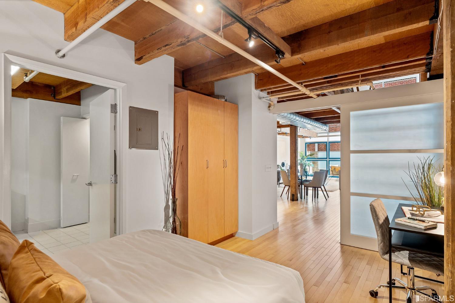 650 Delancey Street Unit: 104